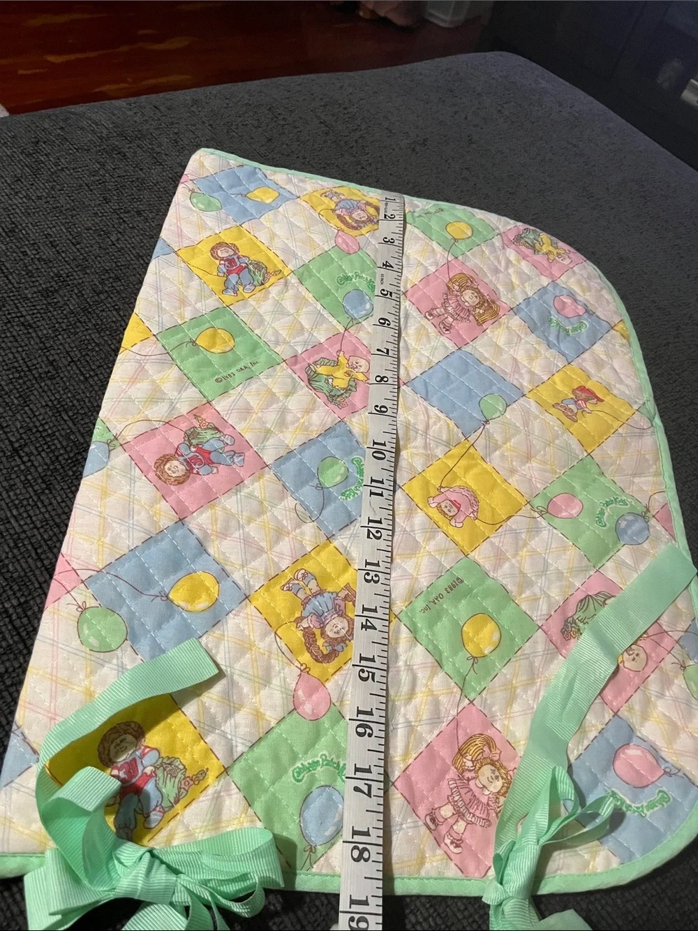 Vintage 1983 Cabbage, patch Pastel Quilted Baby sleeping bag with Mint Trim
